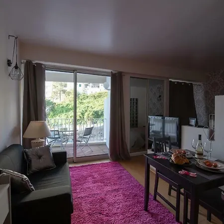 Apartment Love Story 312 *
